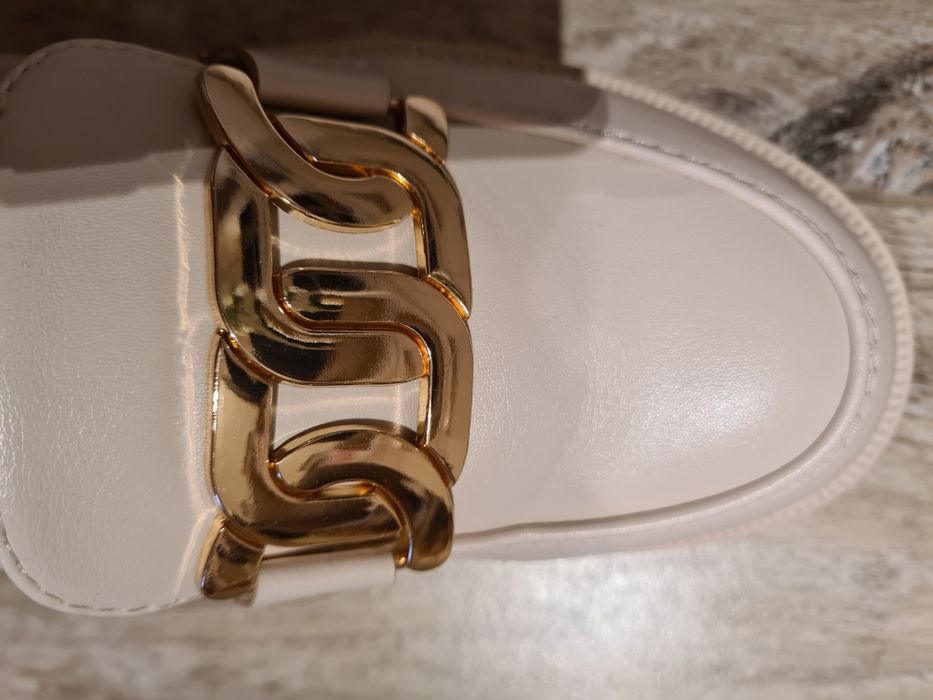 beżowe buty na platformie rozmiar 37