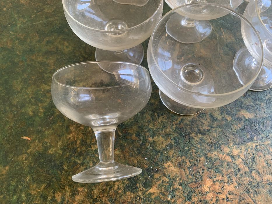 Taças de champagne art deco