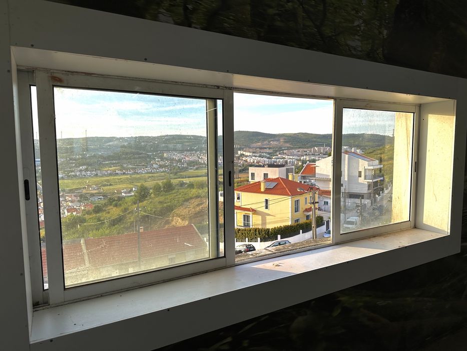 Armazém arrendamento - 2 pisos - 600 metros