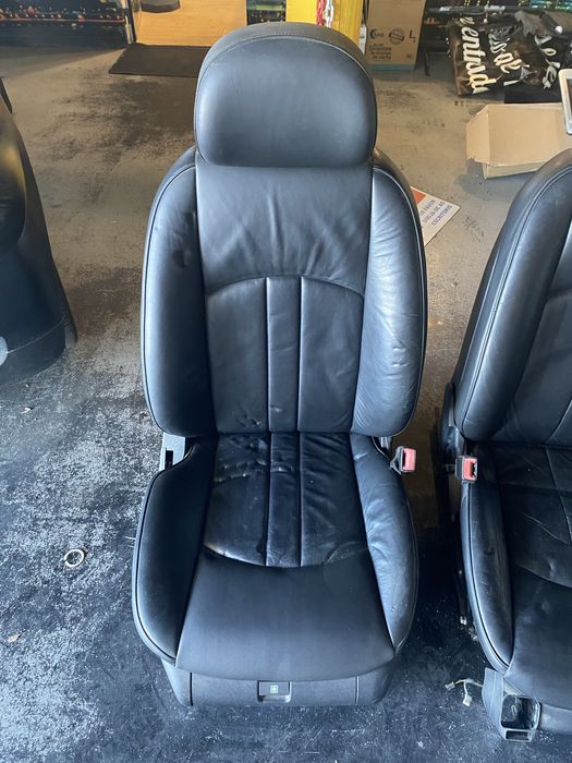 Bancos Mercedes CLS550