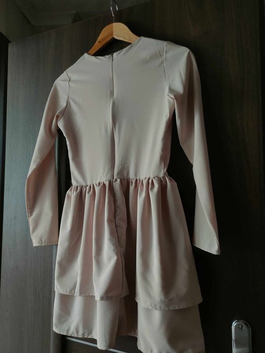 Urocza nowa sukienka