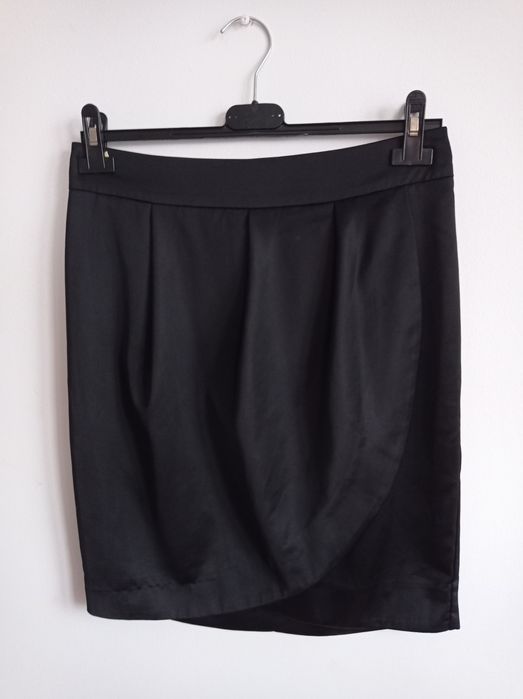 Spódnica czarna Mohito 38