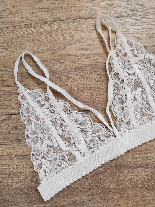 Koronkowy stanik Biustonosz Nowy S