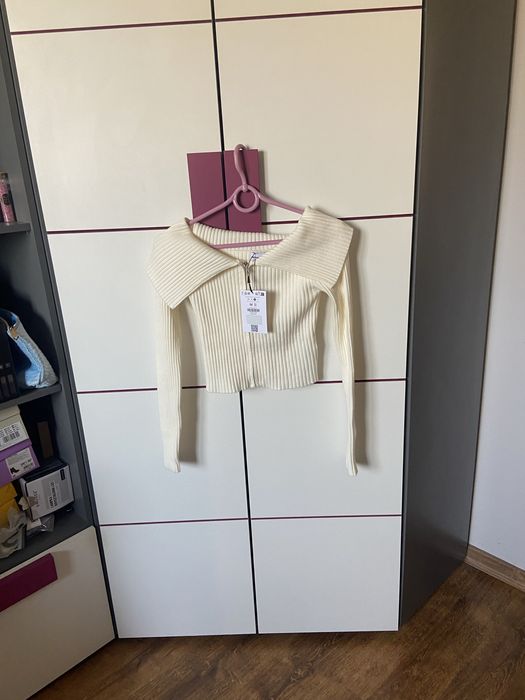 Biała bluzka odkryte ramiona Bershka M viral coquette hit