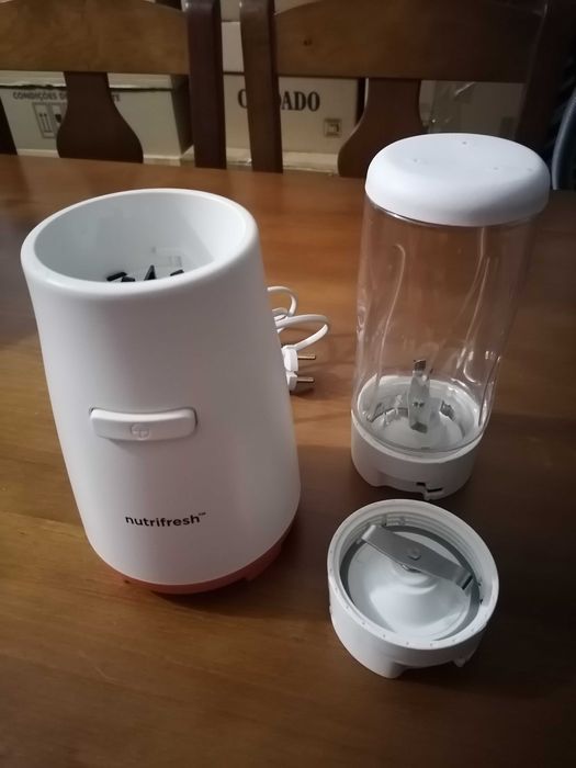 Liquidificador Mini Nutrifresh Continente