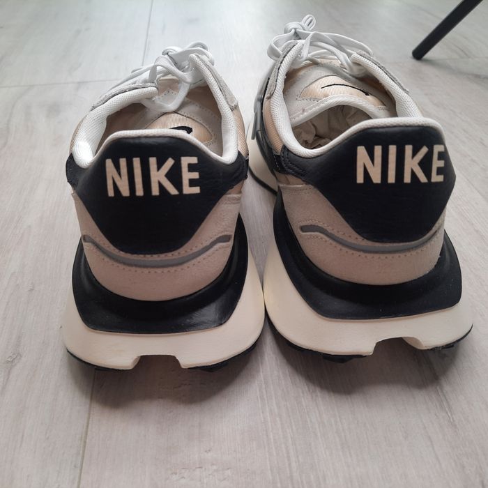 Оригінальні жіночі кросівки Nike Phoenix Waffle Beige/Grey FD2196-100