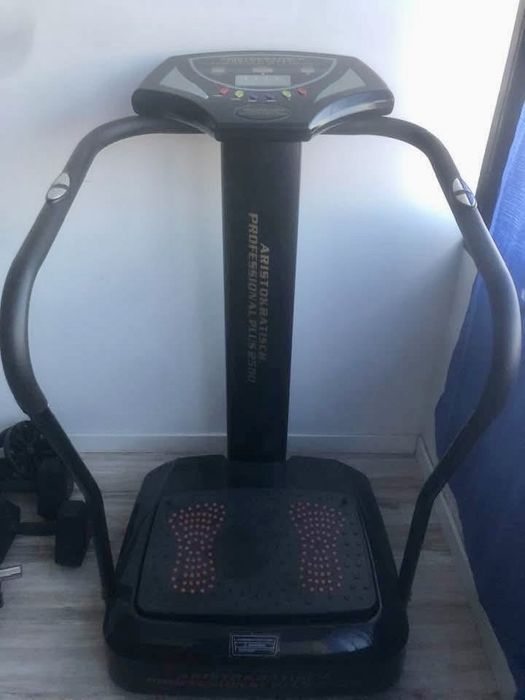 Plataforma Vibratória Aristokratisch Professional Plus 2000W