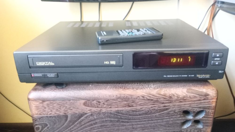 Magnetowid Sharp VC-A30