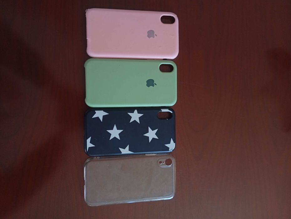 iPhone XR branco 128gb