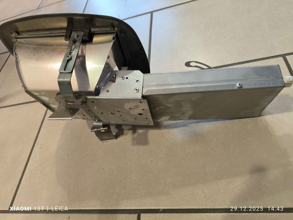 Oprawa przemysłowa SYSTEM QUATRO 2×32W – 7 szt. – z demontażu