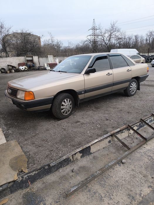 Продам Ауди 100 с3