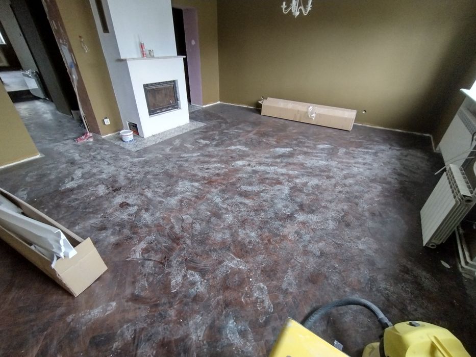 Cyklinowanie parkietu i podłóg drewnianych renowacja schodów