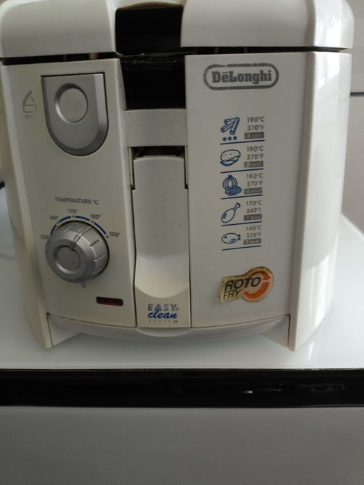 Fritadeira elétrica Delonghi