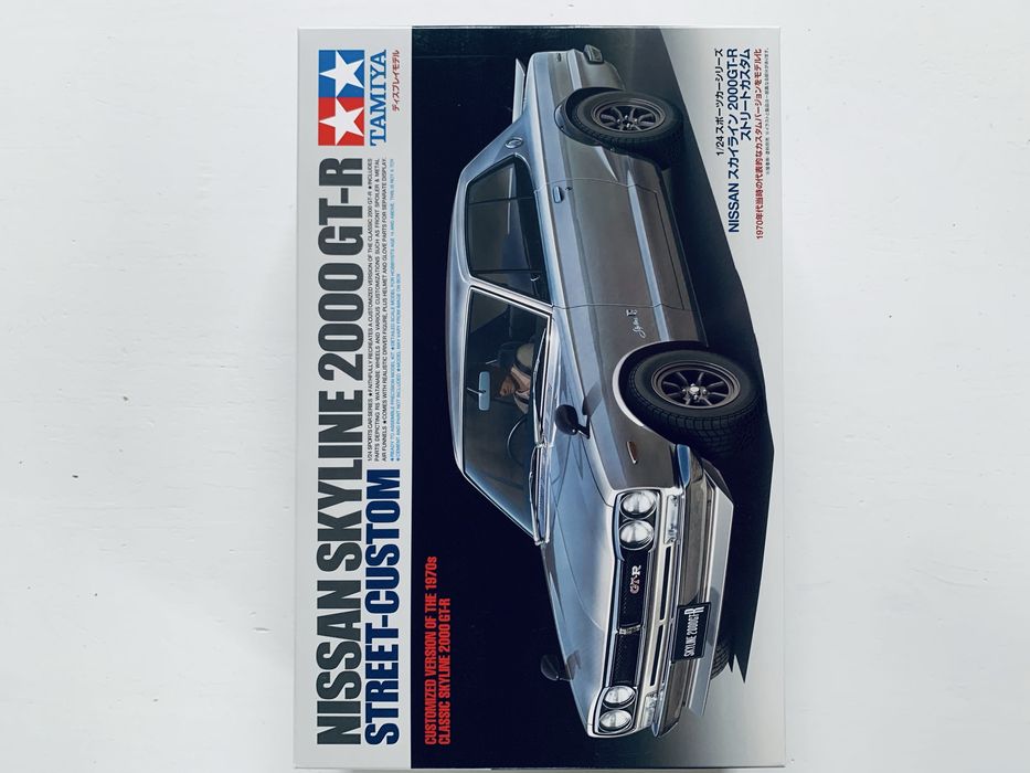 Samochód Nissan Skyline 2000 GT-R Street-custom model Tamiya 24335