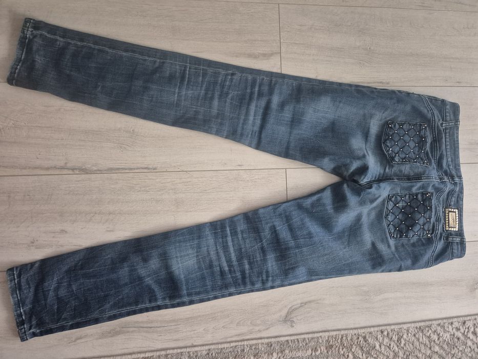 Spodnie jeansowe damskie