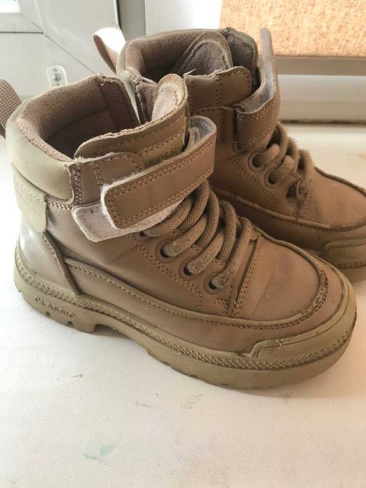 Бежеві черевики на осінь для дівчинки 31 розмір по устілці 19,5 см