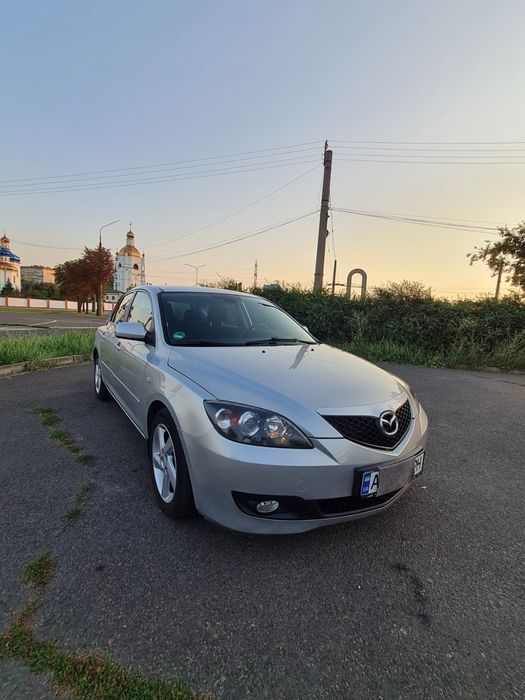 Мазда 3 1.6 бензин  Mazda 3