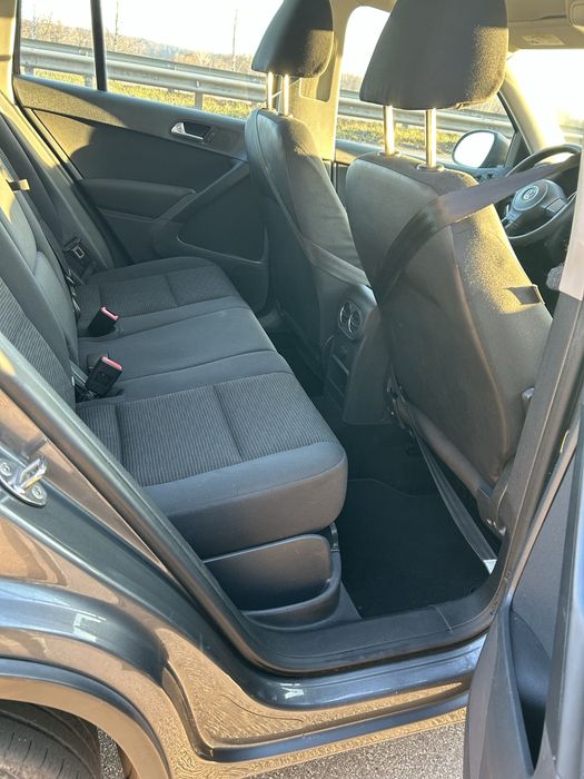 Volkswagen Tiguan 2012 VIN WVGAV7AX9CW090658 фото оголошення 7 з 8