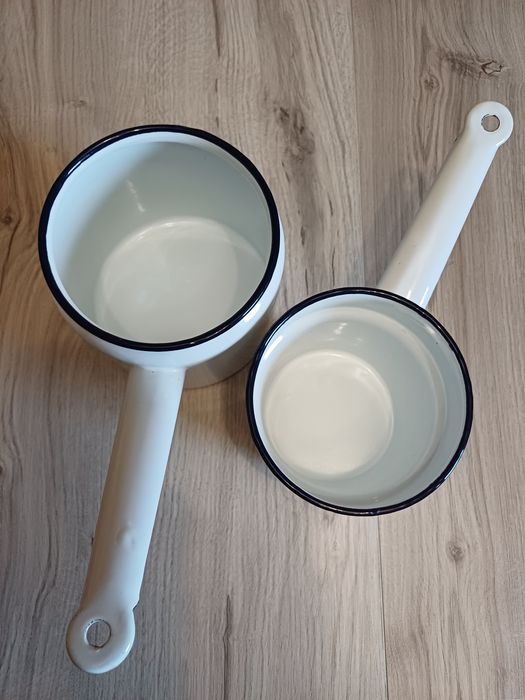 Эмалированные ковшики.
Материал: Эмалированная сталь.
Использование: П