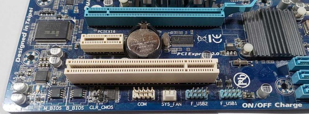 Материнська плата AM3+ Gigabyte GA-78LMT-S2P + проц Athlon II X2 250