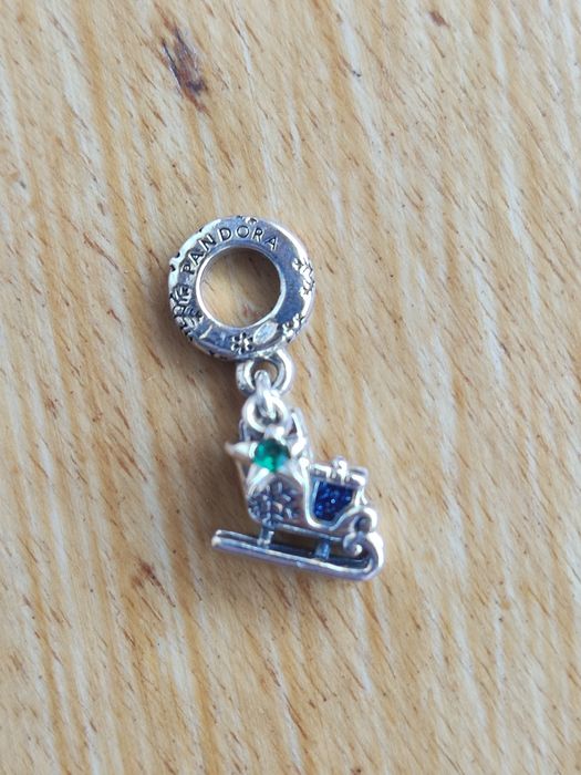 Conta Pandora Natal 2023