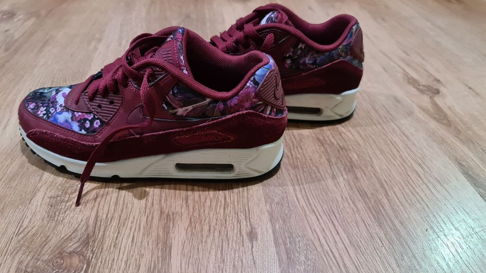 Air max damskie w kwiaty