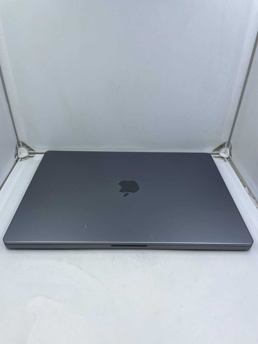 MacBook Pro 16" 2021 M1 Pro/16/1TB Space Gray УЦІНКА - ГАРАНТІЯ 6 Місяців