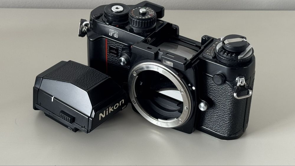Nikon F3 hp COMO NOVA com lente e Motor