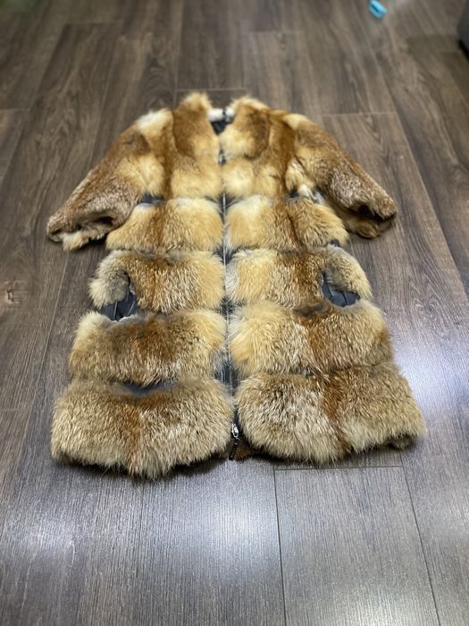 Продам жилетку с лисицы