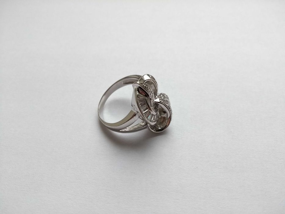 Кольцо из серебра 925 пробы