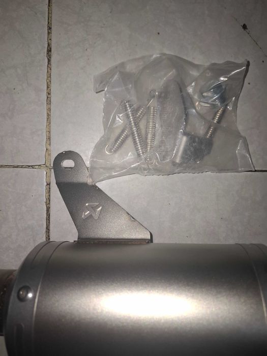 Escape Yamaha yzf-r7 r7