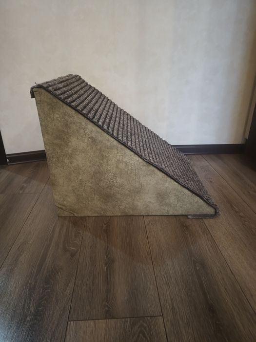 Продам пандус для собаки