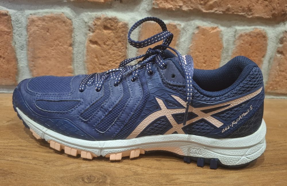 Buty Asics Fuji Attack 5, R. 39,5 - 25 cm