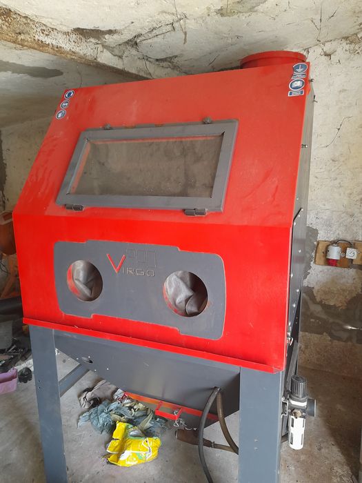 Piaskarka kabinowa 990l