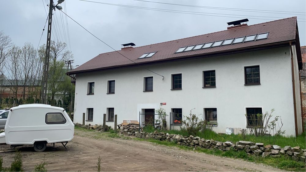 Dom po starym młynie 6 mieszkań odrestaurowany.