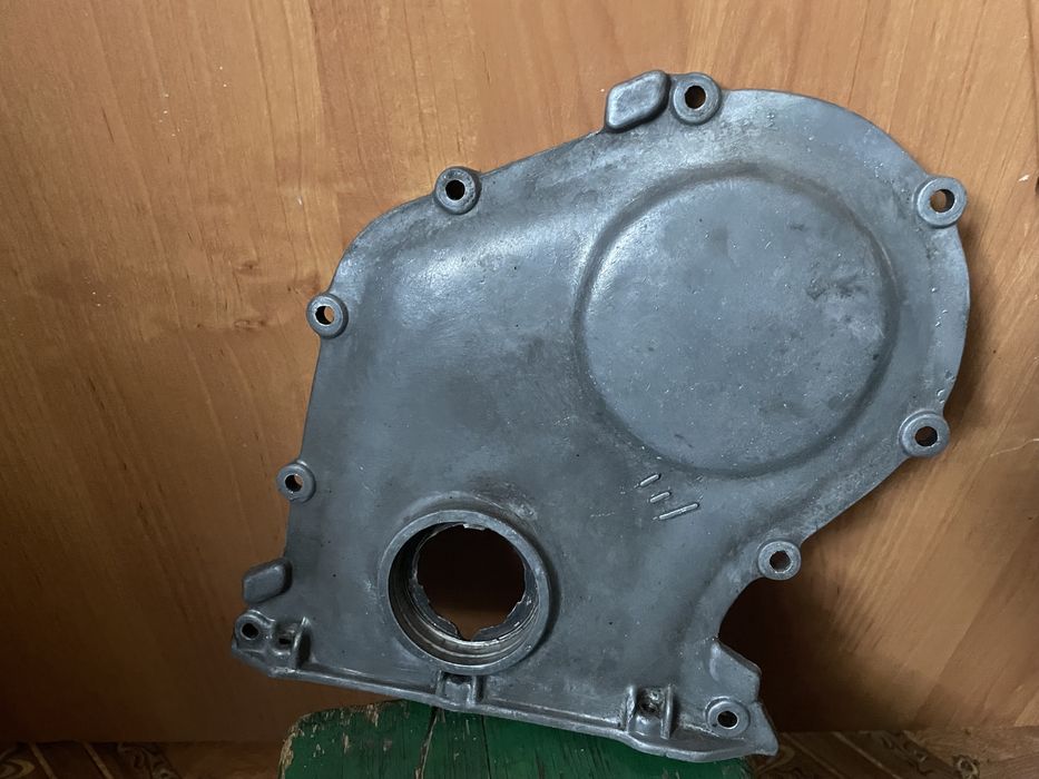 Крышка блока двигателя передняя Ваз 2101 2106 2107 2103