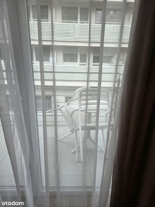 Apartament Studio przy Promenadzie Gwiazd 34 z miejscem parkingowym.
