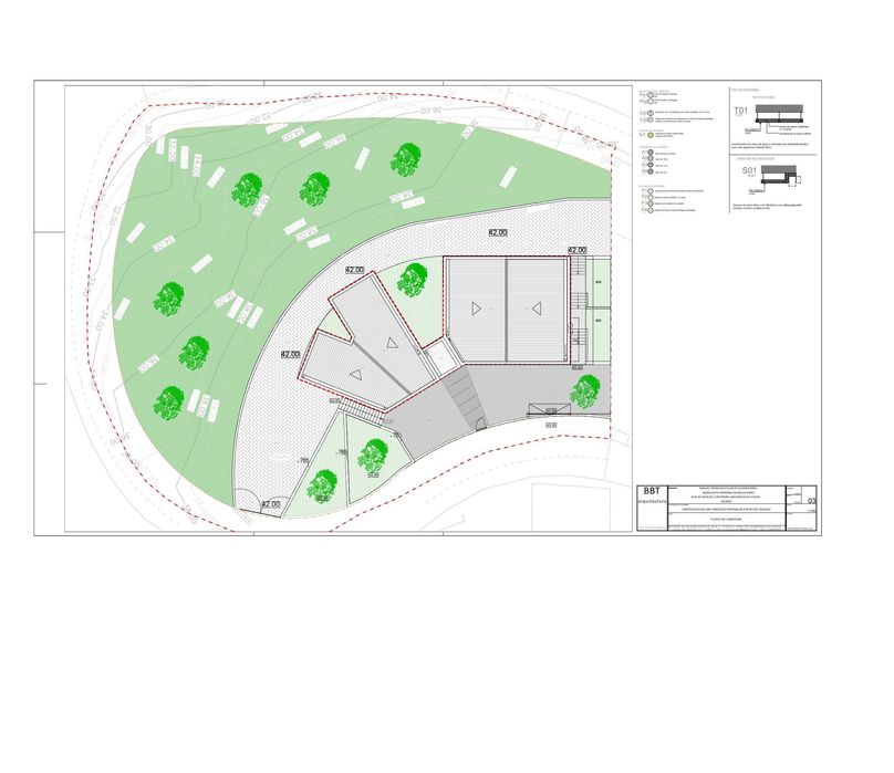 Vendo Terreno, com excelente área e várias possibilidades de construção . Já tem projeto aprovado.