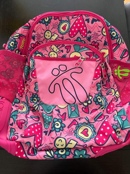 Vendo mochilas escolares como novas