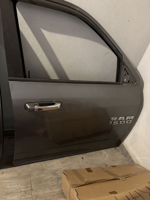 dodge ram drzwi koła most przekładnia fotele deska maska