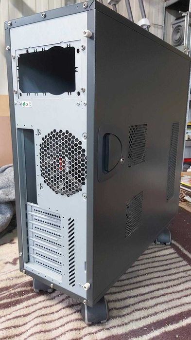 Obudowa komputerowa Chieftec Midi Tower Komputer ATX