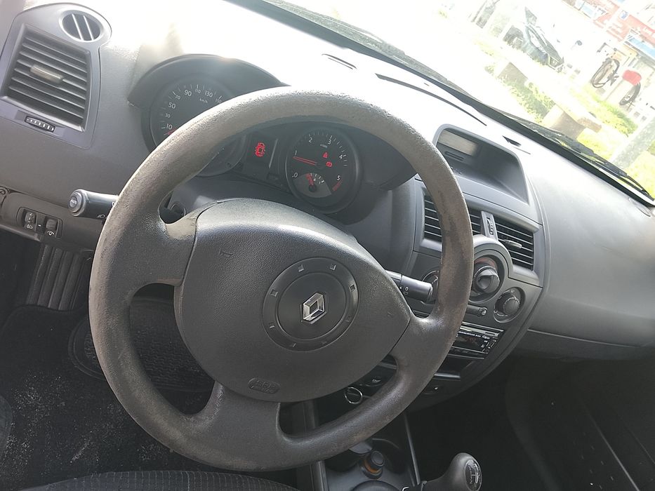 Vendo ou troco Renault Megane 05