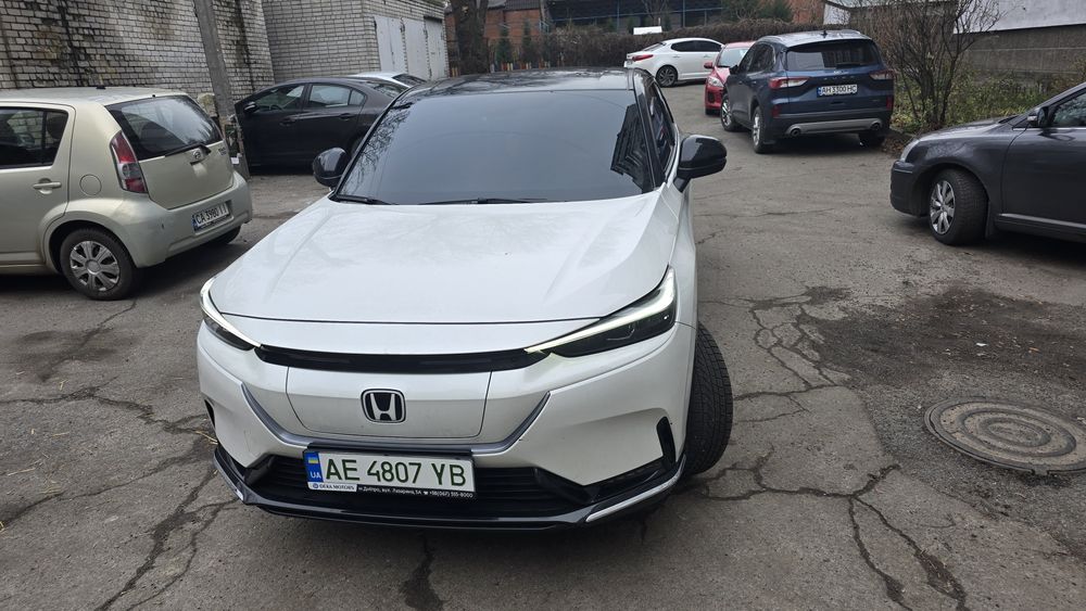Продам Honda ens1 2024г 40т км , белая, с салона, черная крыша,