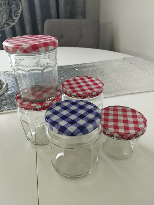 Скляні баночки для кухні
