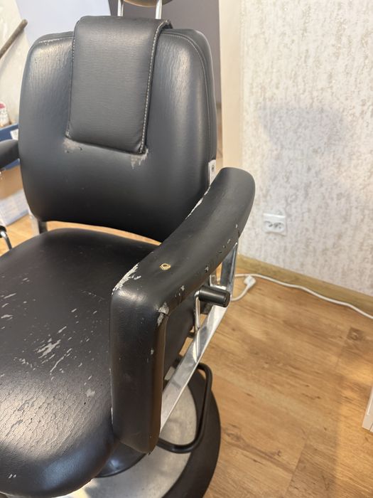Sprzedam fotel barberski