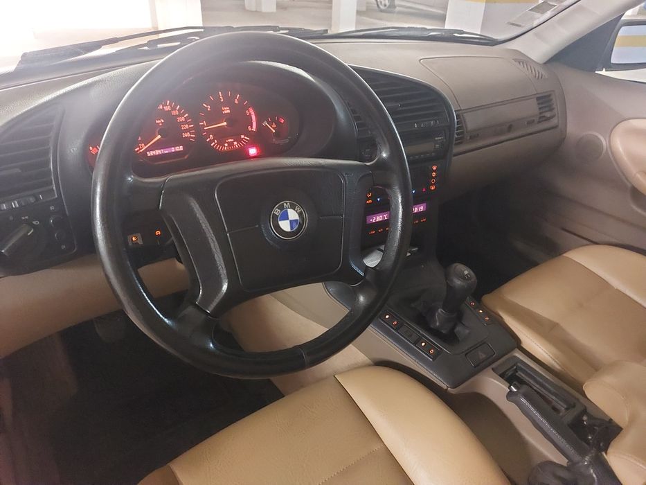 Bmw 318 tds touring
