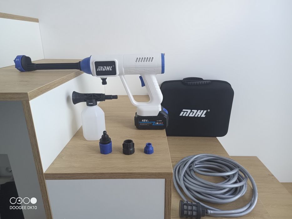 Мини мойка аккумуляторная