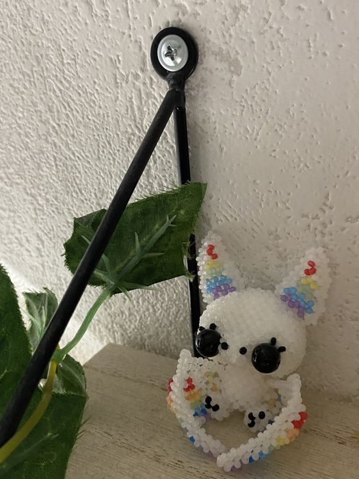 Кажан із бісеру (амігрумі)