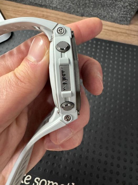 Часи Amazfit t-rex 3