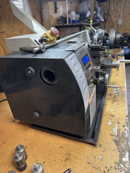 Токарний верстат ARDOTECH WM210Е*600мм, 1100W (вал 14 мм) ТВ